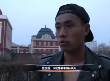 草比克视频